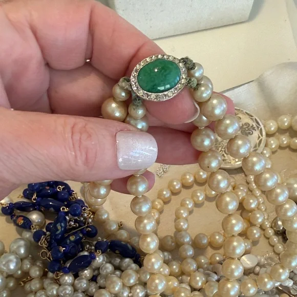 Elegant Pearl and Bead Jewelry Collection #153 - Picture 8 of 13